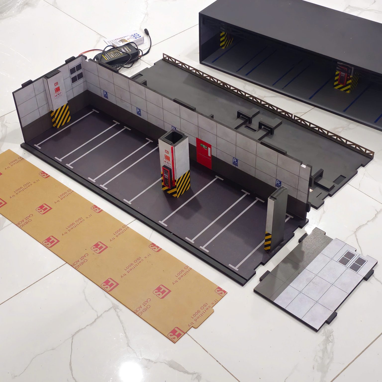 Underground Parking Garage Diorama - Modular Collector's Showcase - Image 2
