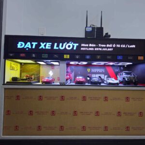 Premium Diecast Car Models & Custom Garage Diorama